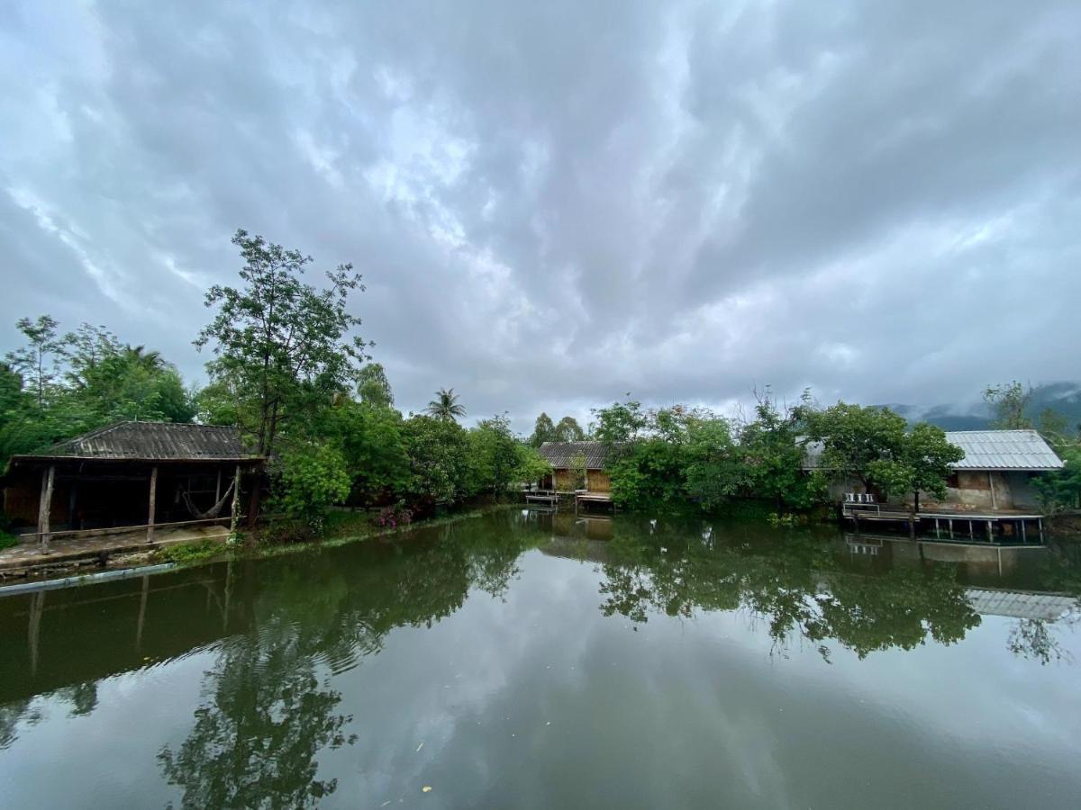 Numpu Baandin Hotel Sam Roi Yot Buitenkant foto