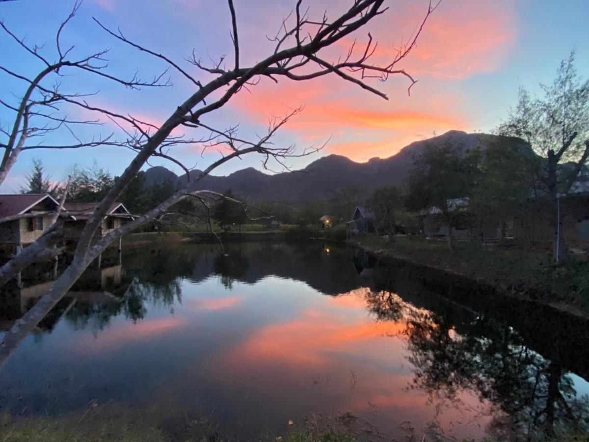 Numpu Baandin Hotel Sam Roi Yot Buitenkant foto
