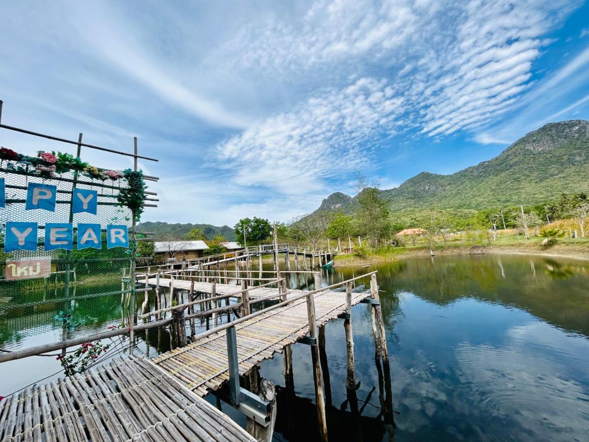 Numpu Baandin Hotel Sam Roi Yot Buitenkant foto