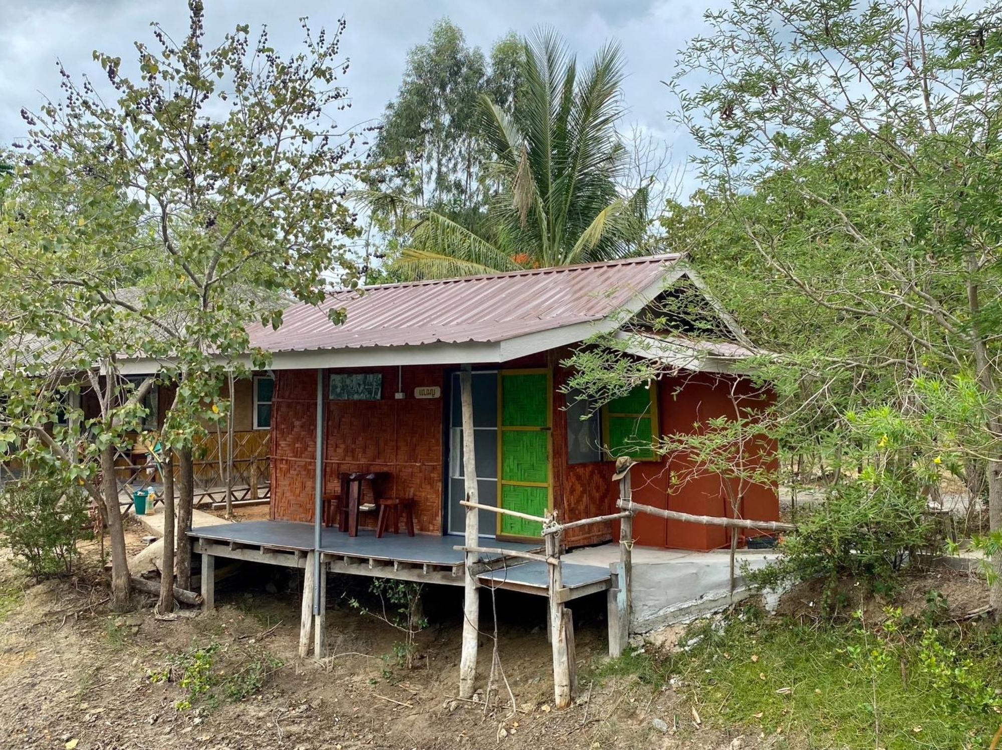 Numpu Baandin Hotel Sam Roi Yot Buitenkant foto